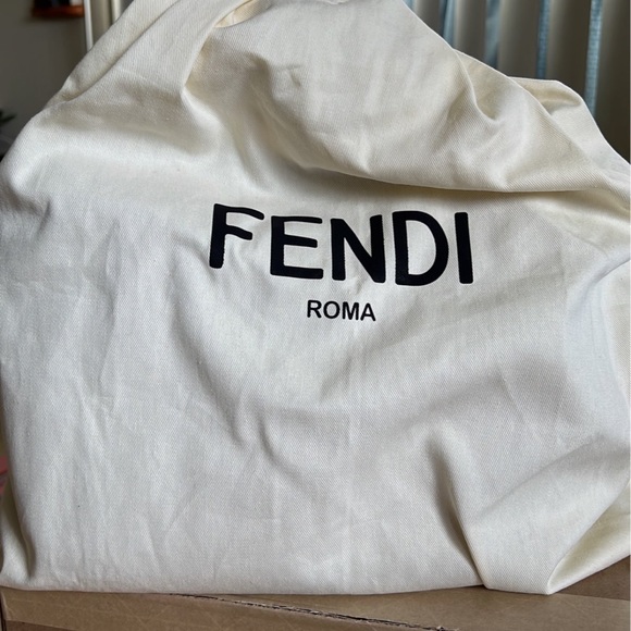Fendi Tobacco Zucca Boston bag - Picture 8 of 16